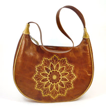 Cargar imagen en el visor de la galería, Giulia Bordada